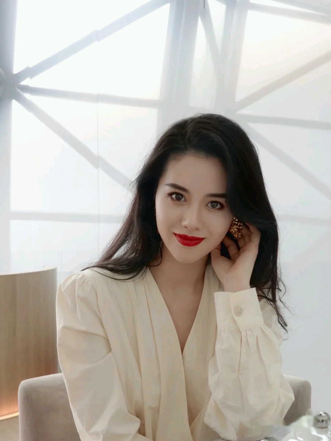 兰蔻、海蓝之谜都是贵妇级别的品牌，到底哪个好？