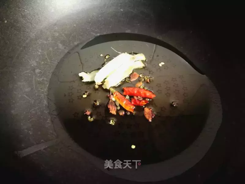 零难度的炒面做法！筋道又入味，吃起来超过瘾～