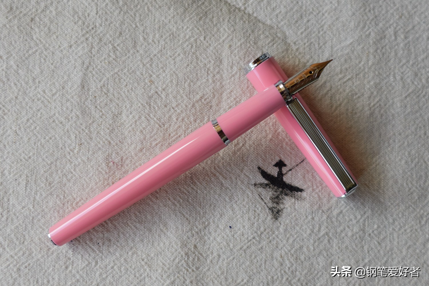 写乐钢笔怎么样（写乐0501钢笔练字实测）