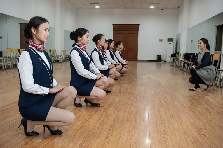 专科有本科没有？三大专业“冷进热出”，毕业后比本科生有前途