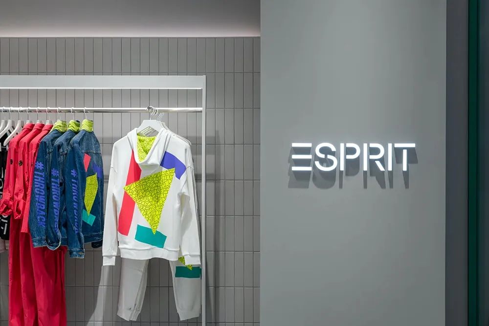 女装休闲品牌“Esprit”视觉形象升级
