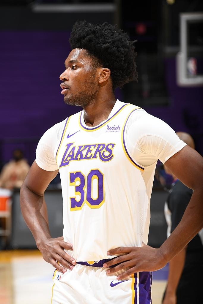 今日NBA动态快讯(NBA快讯：詹姆斯伤情有变，湖人面临最后选择，格里芬篮网首秀)