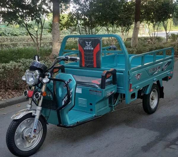 如何选择电动三轮车？先看品牌！金彭、宗申、欧皇哪家好？