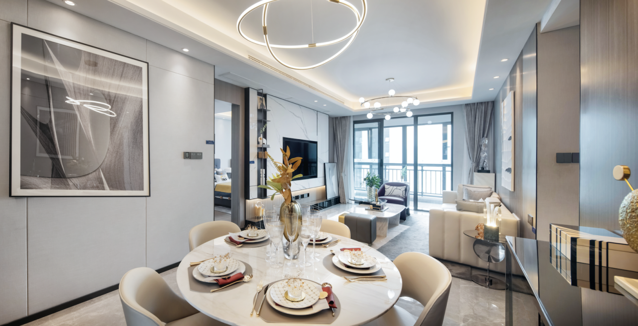 藏不住了！主城稀缺现房大平层，很快开盘