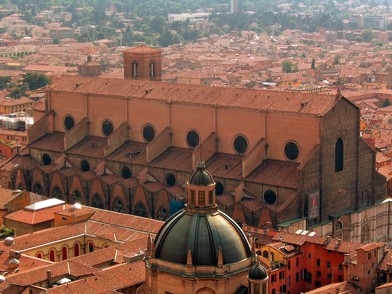 博洛尼亚大学：正是这座“大学之母”，让我们得以直视人心和太阳