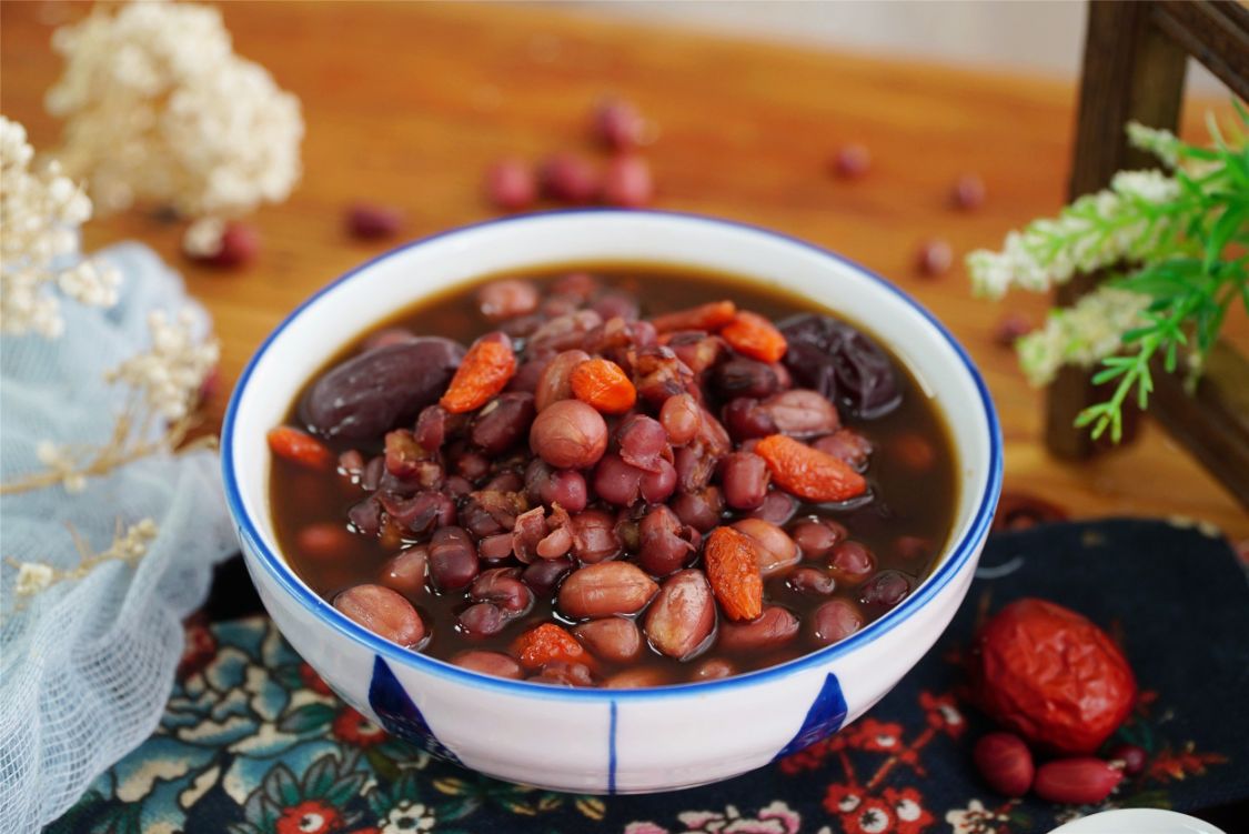 明日小雪，记得“炖3肉、熬3粥、煲3汤”，天冷了常吃，身体受益