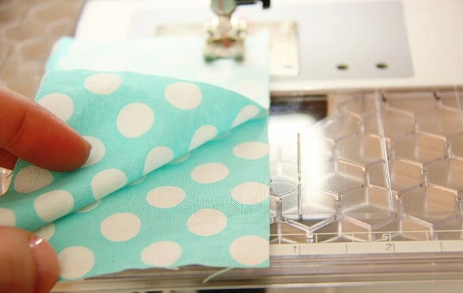 零基础教程：做衣服第一步要学会线迹手法，教大家这五种方法练习