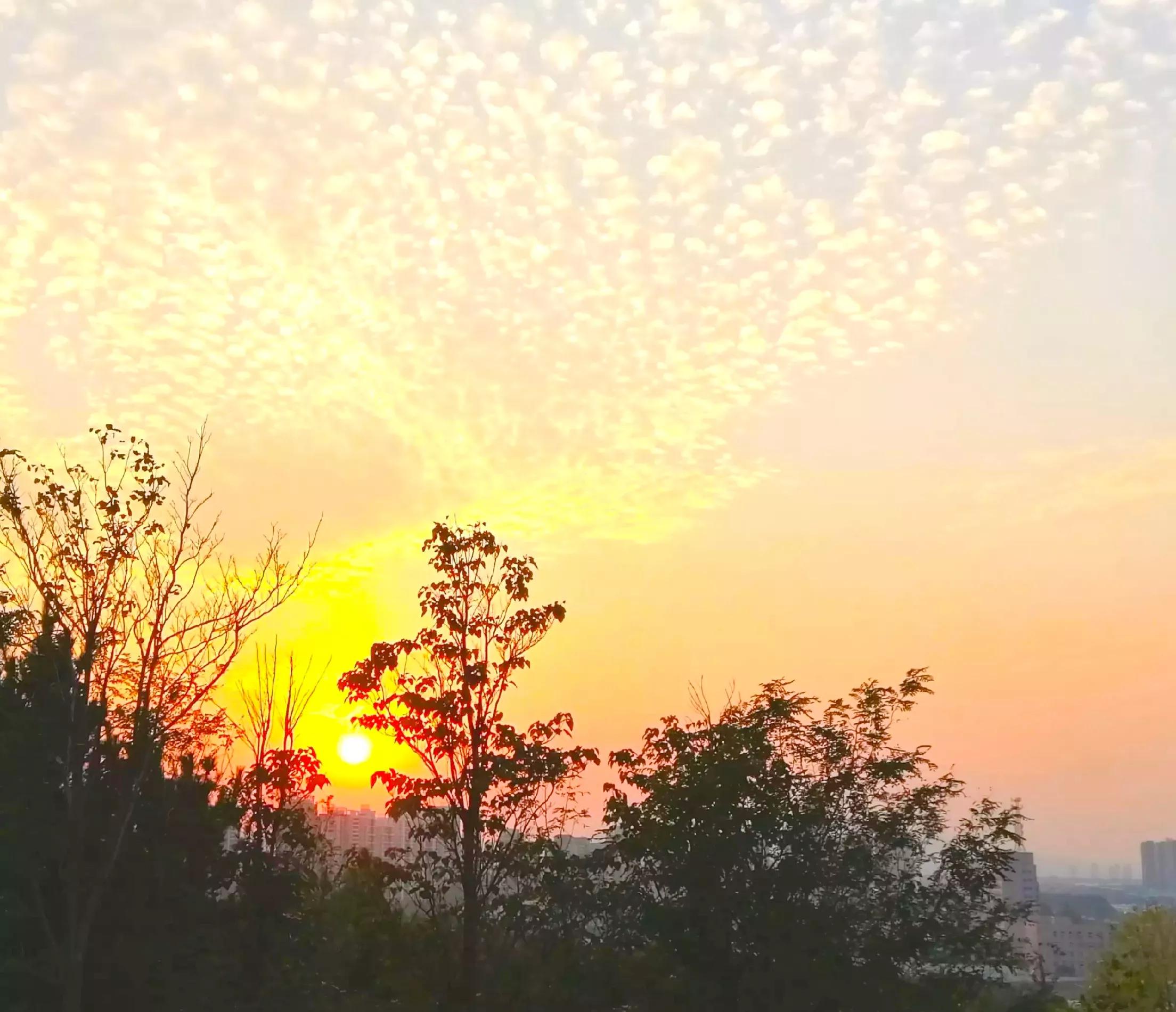 请陪我登山，看不一样的夕阳