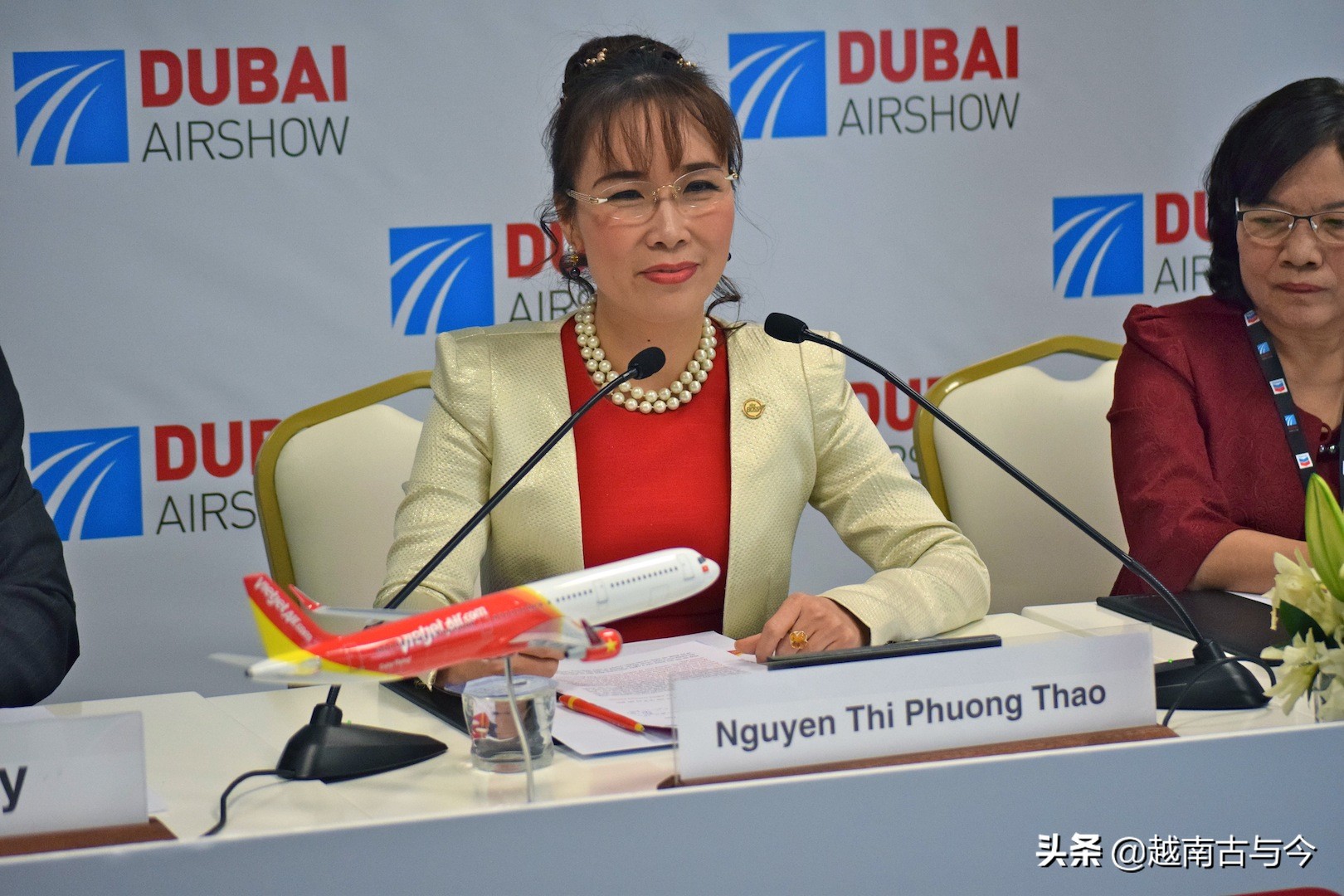 越南超级富豪产业分布：首富建东南亚最高楼，女富豪开比基尼航空