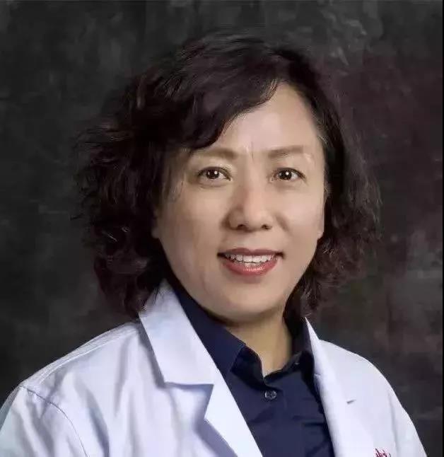 65岁大妈与28岁小伙相恋想生“试管婴儿”，还是算了吧