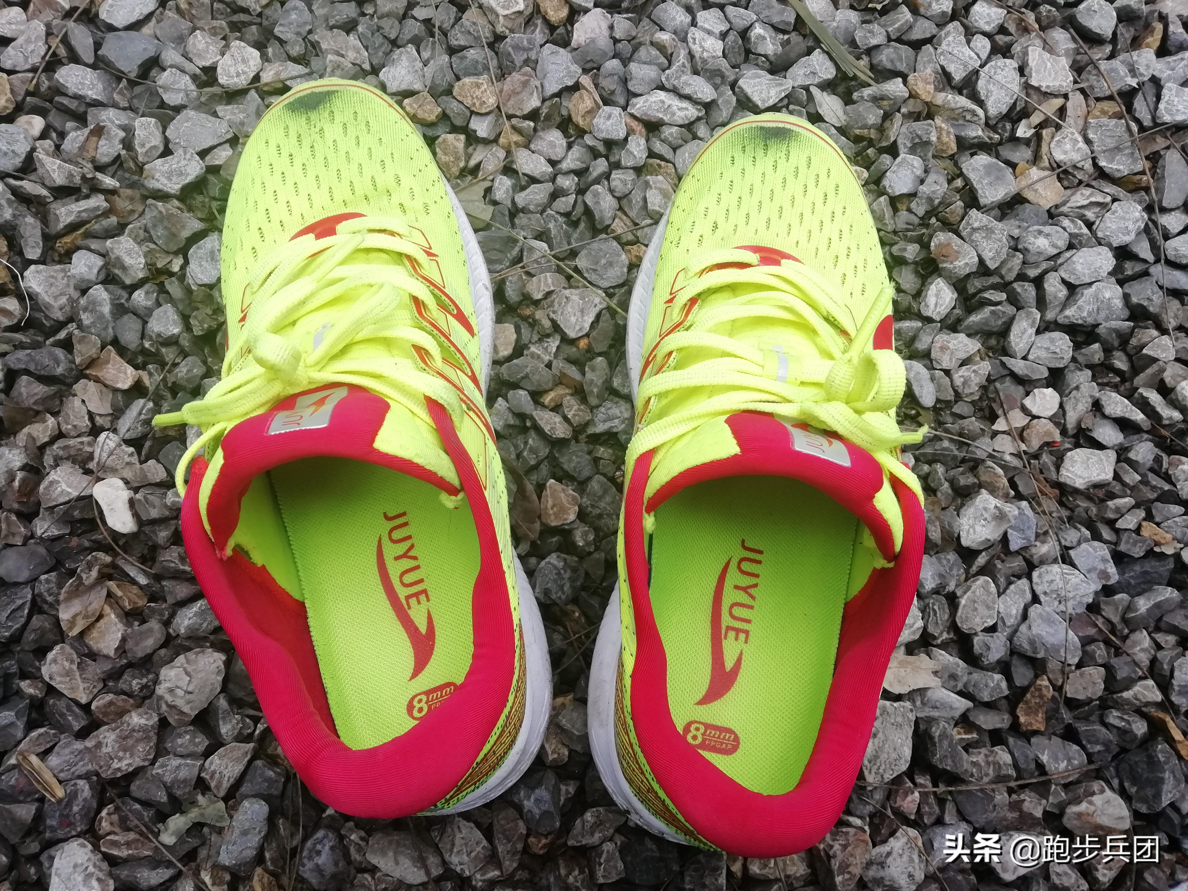 看看一个理工男是如何写跑鞋的实测报告