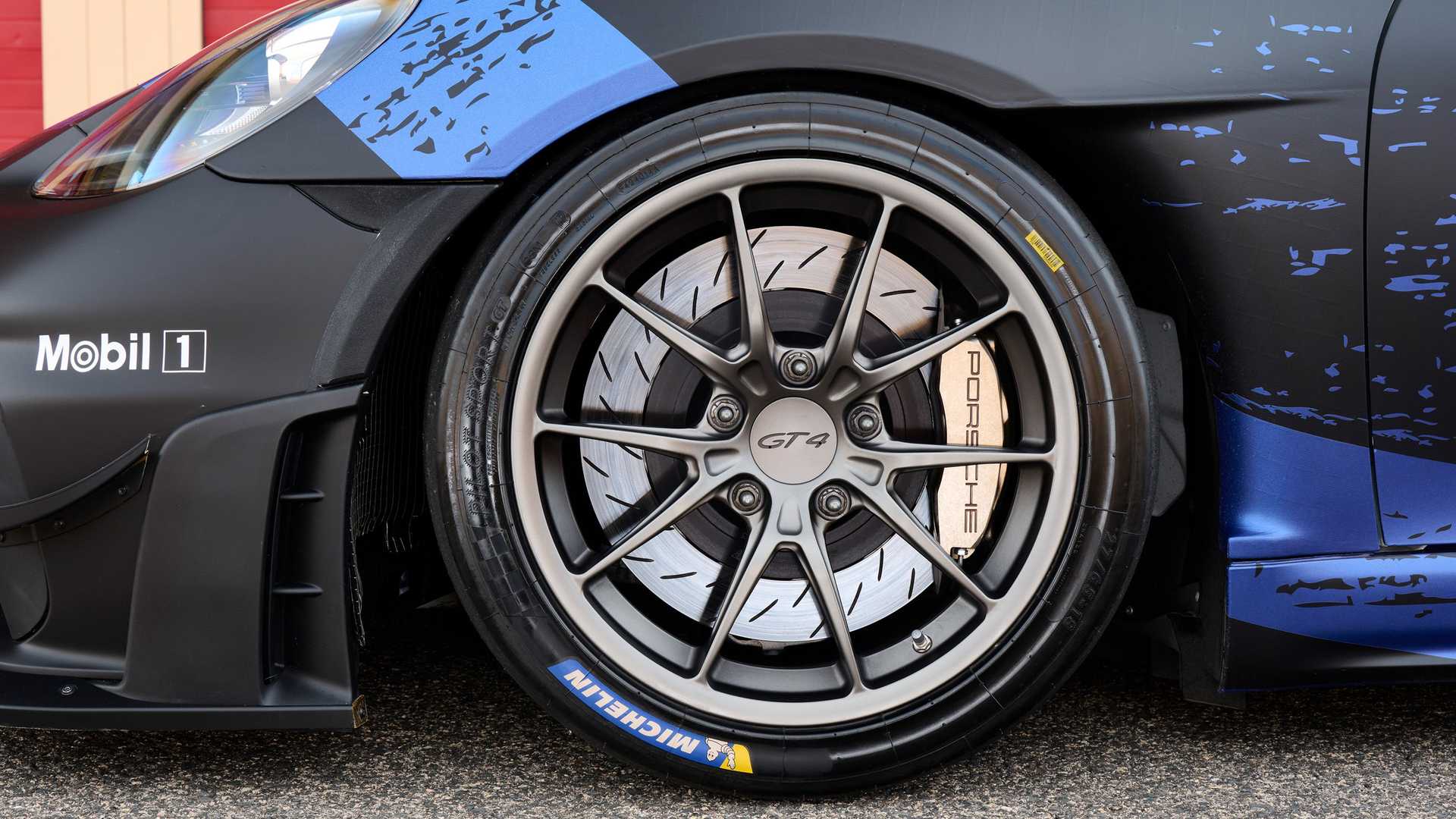 详解保时捷718 GT4赛车 保时捷718 Cayman GT4 RS