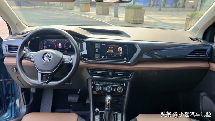 大众途岳降价跌至12.08万！搭载1.4T，百公里6.1L油