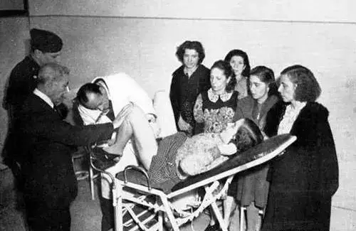 在性教育方面，中国人，你旷课了