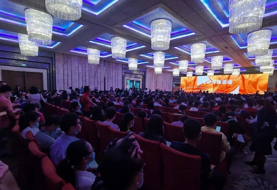 告别4万以内，万博CBD已在“豪宅化”