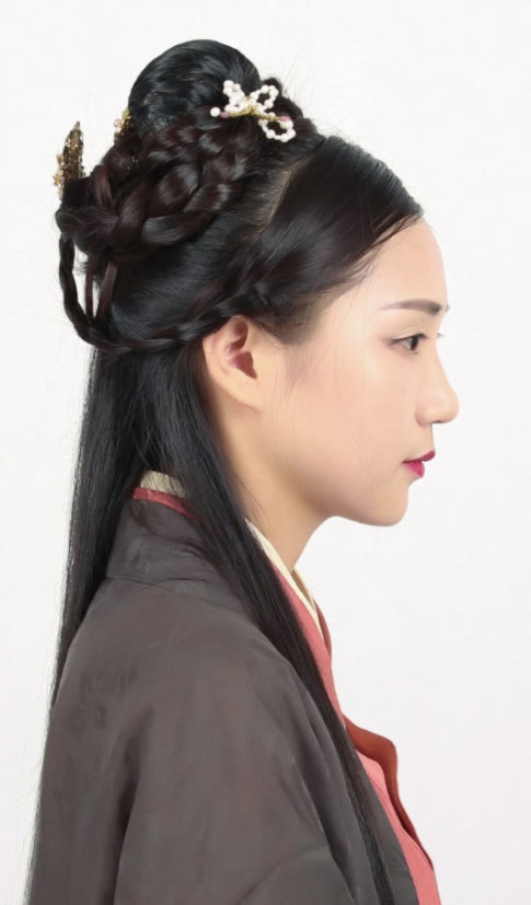 古装头发怎么扎(扎头发怎么扎好看)-情感知识库-动动脑