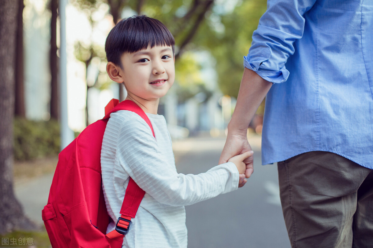 杰出、象征有才学的男孩名字，名利双收，成功昌隆