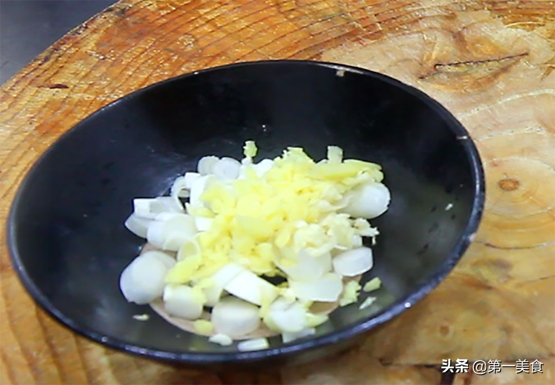 辣子雞塊,辣子雞塊的做法 最正宗的做法