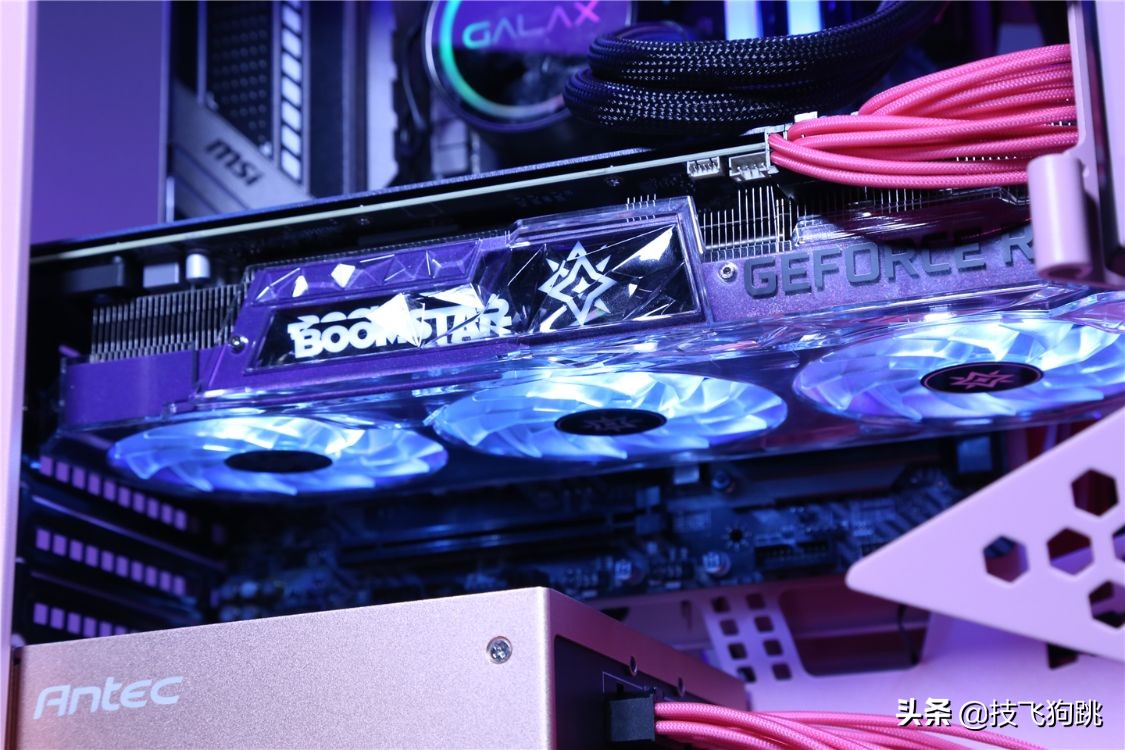 这主机粉粉嫩嫩多可爱，说丑的都是直男吧，TT新品机箱装机体验