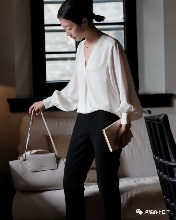 看了這8個(gè)國(guó)產(chǎn)服飾品牌，才明白什么是屬于中國(guó)的高級(jí)感