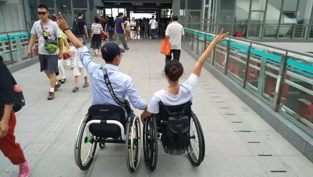 霸气轮椅年销过亿元背后：沙漠狂奔、穿越“死亡之海” 、爬长城、跑马拉松