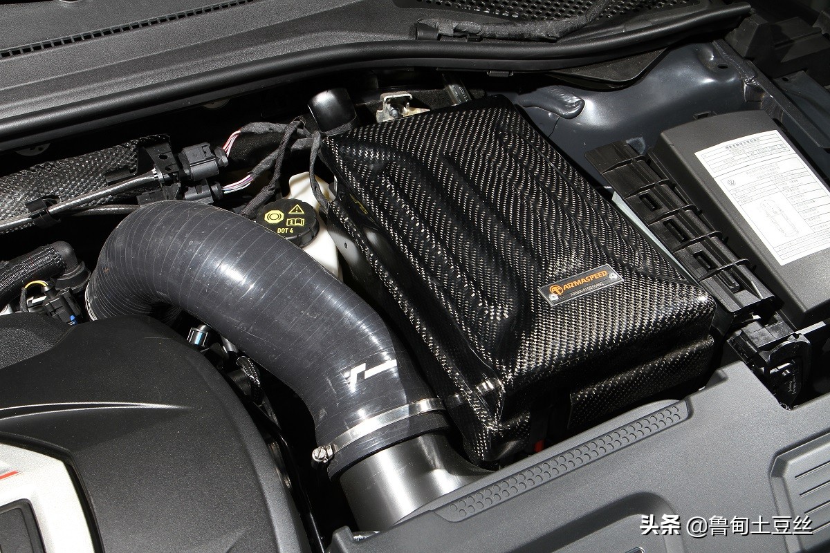 「毂锐驰」优雅与性能兼具—大众CC猎装版 380 R-Line X REVO二阶改装
