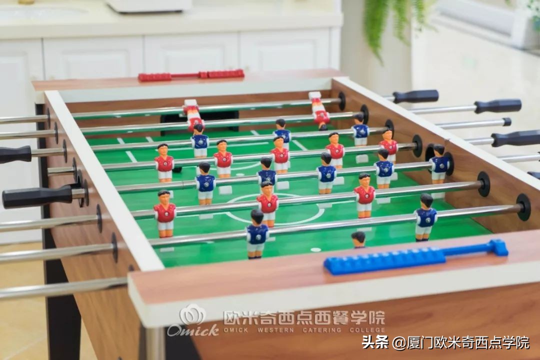 总觉得学费太贵？可我们贵有贵的道理