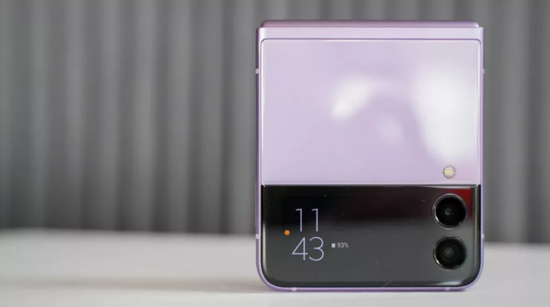 三星折叠手机2020新款三星折叠手机像素