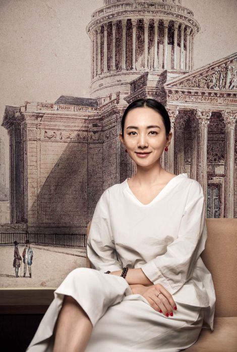 刘雨霖是著名作家,编剧刘震云的女儿,该片由韩三平监制,刘震云担任