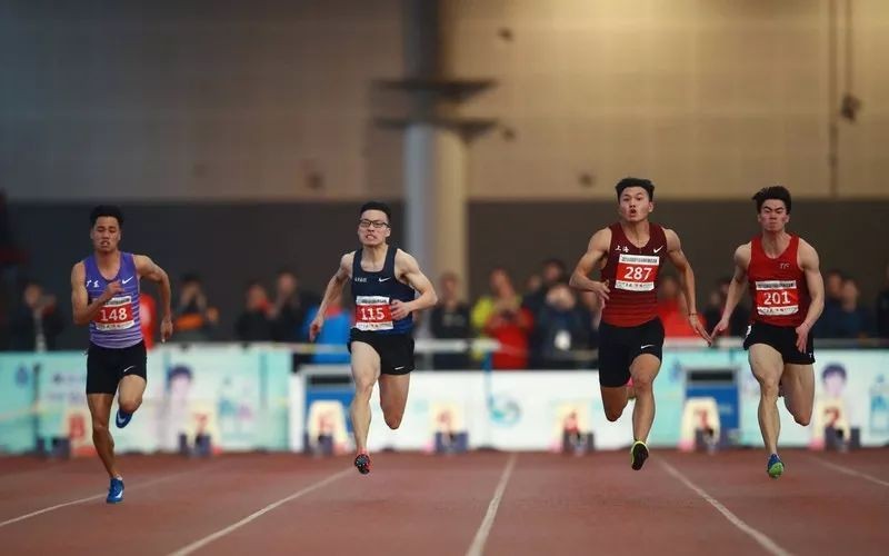 “中国飞人”！韧带断裂，他术后第二天就开始训练，22岁刷新纪录问鼎冠军！