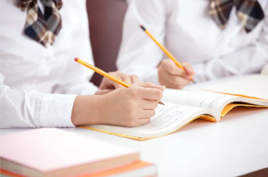 江苏文科状元最新回应：选修B+，清华北大复旦去不了