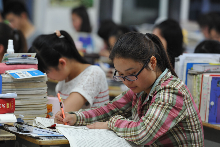 这所大学曾被誉为亚洲第一，如今排名叫人惋惜，被指走了下坡路