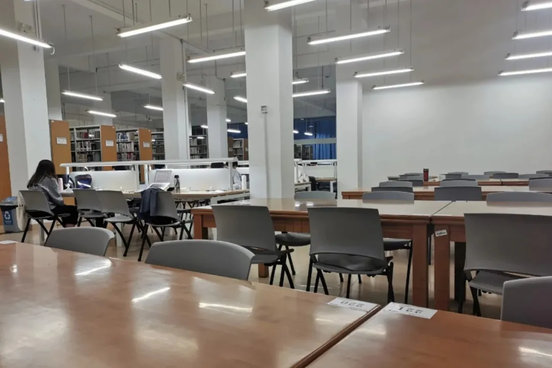 22考研还不知道如何择校？大学最高颜值的图书馆推荐
