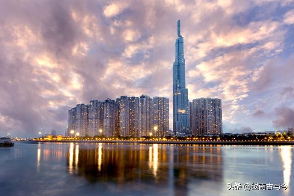 越南超级富豪产业分布：首富建东南亚最高楼，女富豪开比基尼航空