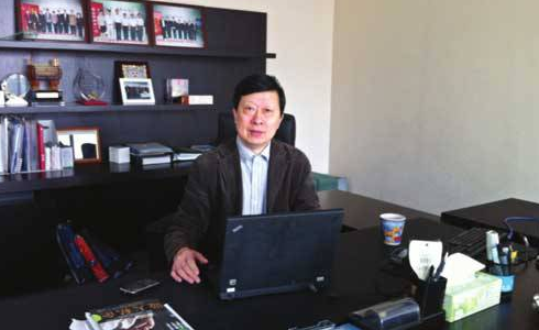 苏州大学光电科学与工程学院（江苏这位董事长）