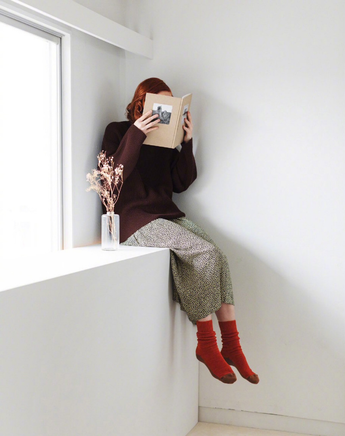 今年更流行穿袜子,多种搭配方案,洋气又显瘦