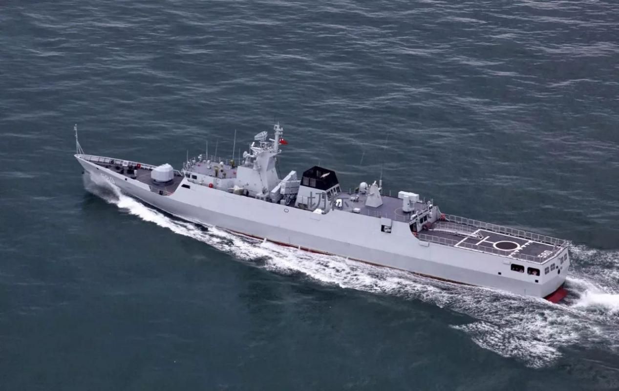 至于目前正在我国海军发挥主要作用的052型驱逐舰,052d满排7500吨左右