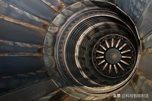 劳斯莱斯联合欧洲四国，研制的先进双转子加力式涡轮风扇发动机