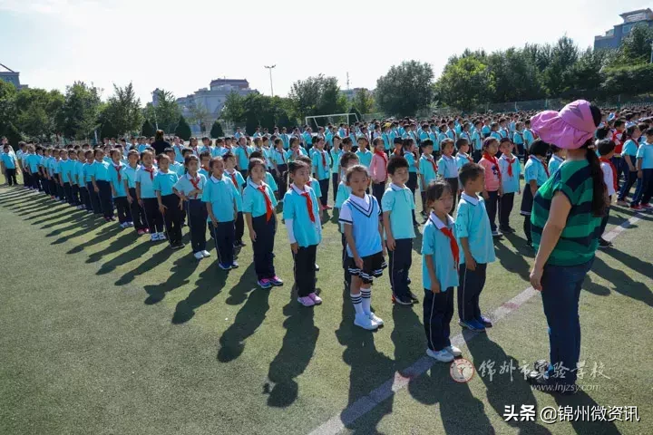 锦州市实验学校德胜、学苑两校区6000余师生参加安全疏散演练