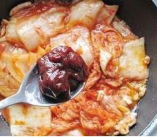 韓國(guó)泡菜鍋,韓國(guó)泡菜鍋的家常做法