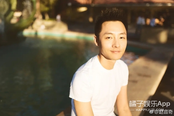 能说会道的哥哥了解下！高学历男神主持撞脸陈晓玄彬，该pick谁？