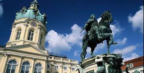 湖南大学出国留学教育2020商科类硕士留学项目招生简介