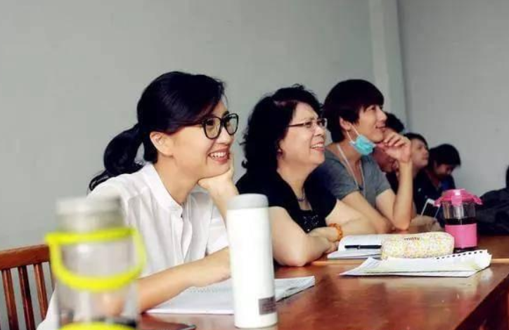 毕业后能留校任教的大学生，有啥过人之处？其实没你想得那么高深