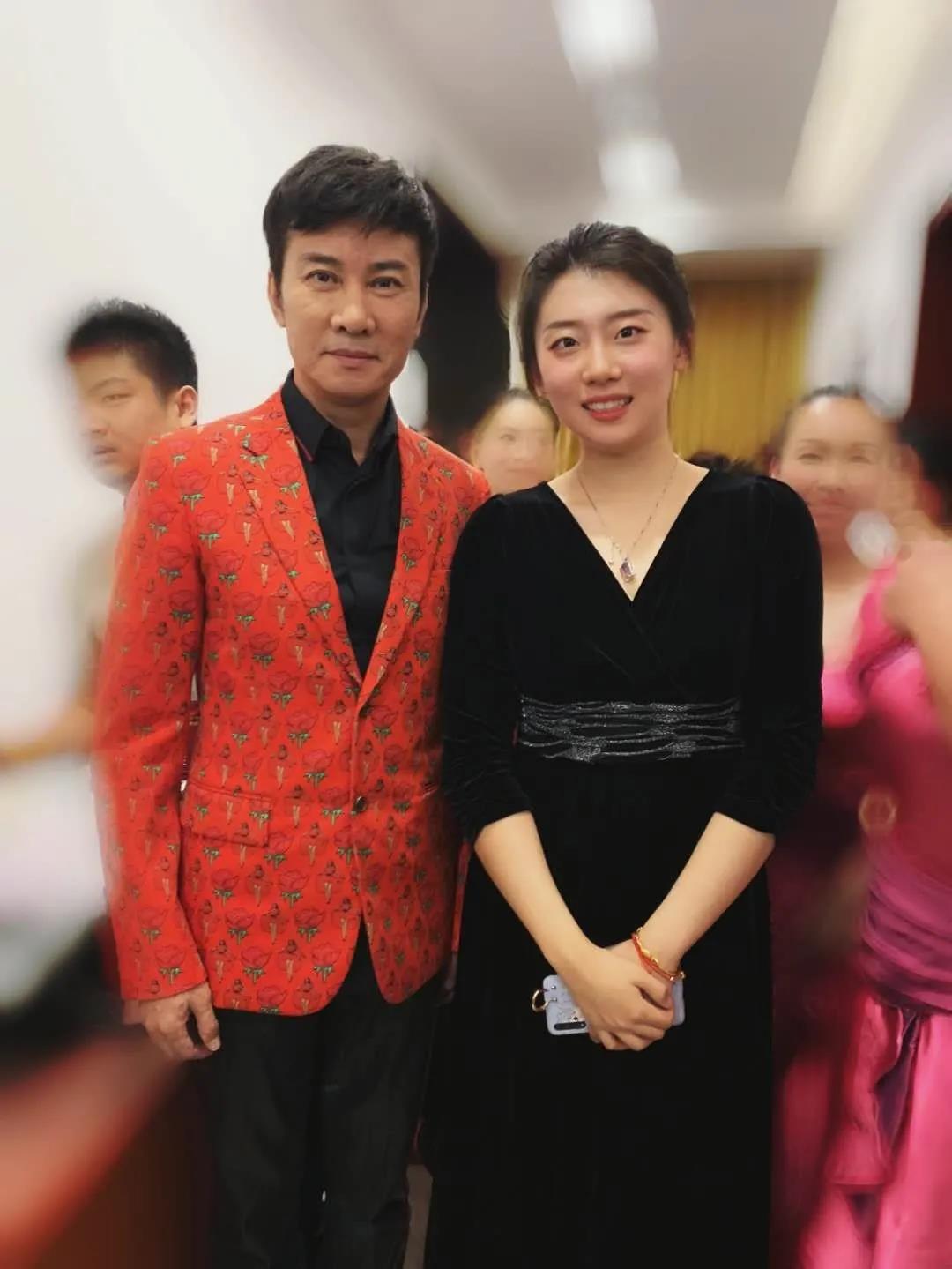 山东气质女神：会3种乐器，还登上过春晚，年年专业第一被保送深造！