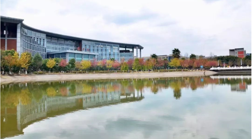 法学专业院校排名TOP100，谁是性价比最高的院校？