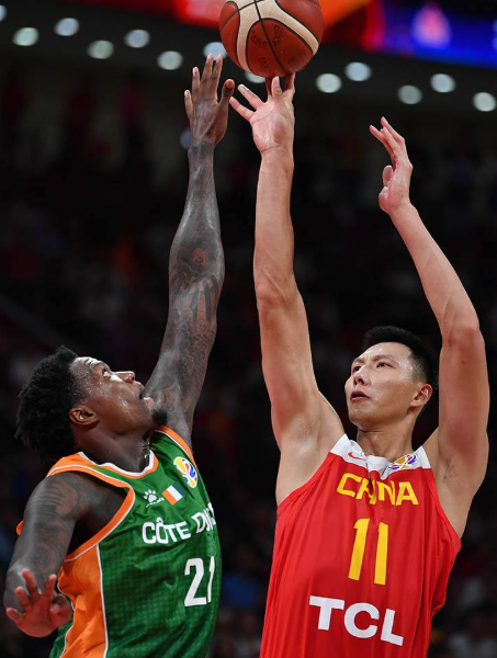 阿联为什么能立足nba(中国男篮一哥易建联，在NBA呆了5年，最后为何无法立足？)