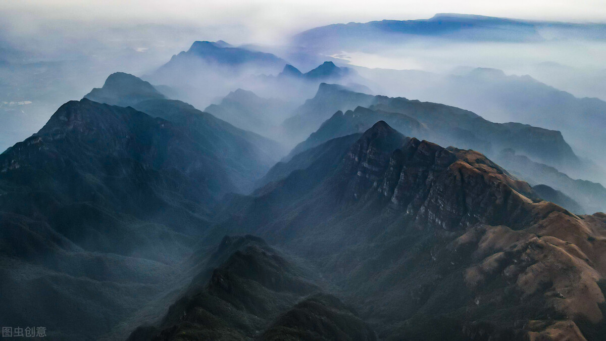 国家地理评出的中国十大“非著名”山峰，人少景美故事多