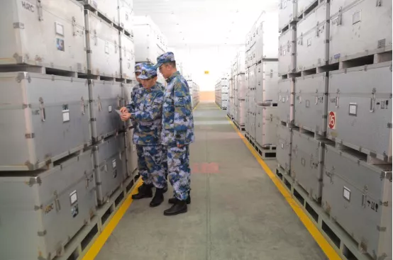 军官达龄退役，制度化