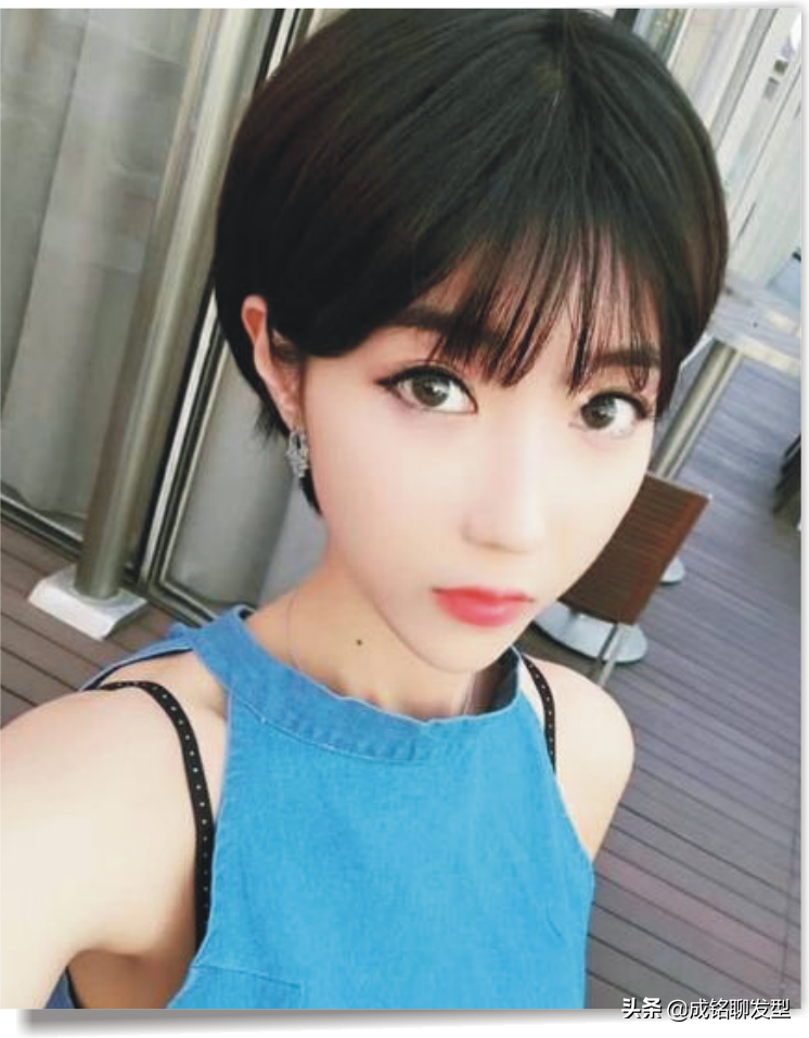 越简单越高级,10款流行的潮短发发型,精致又时尚