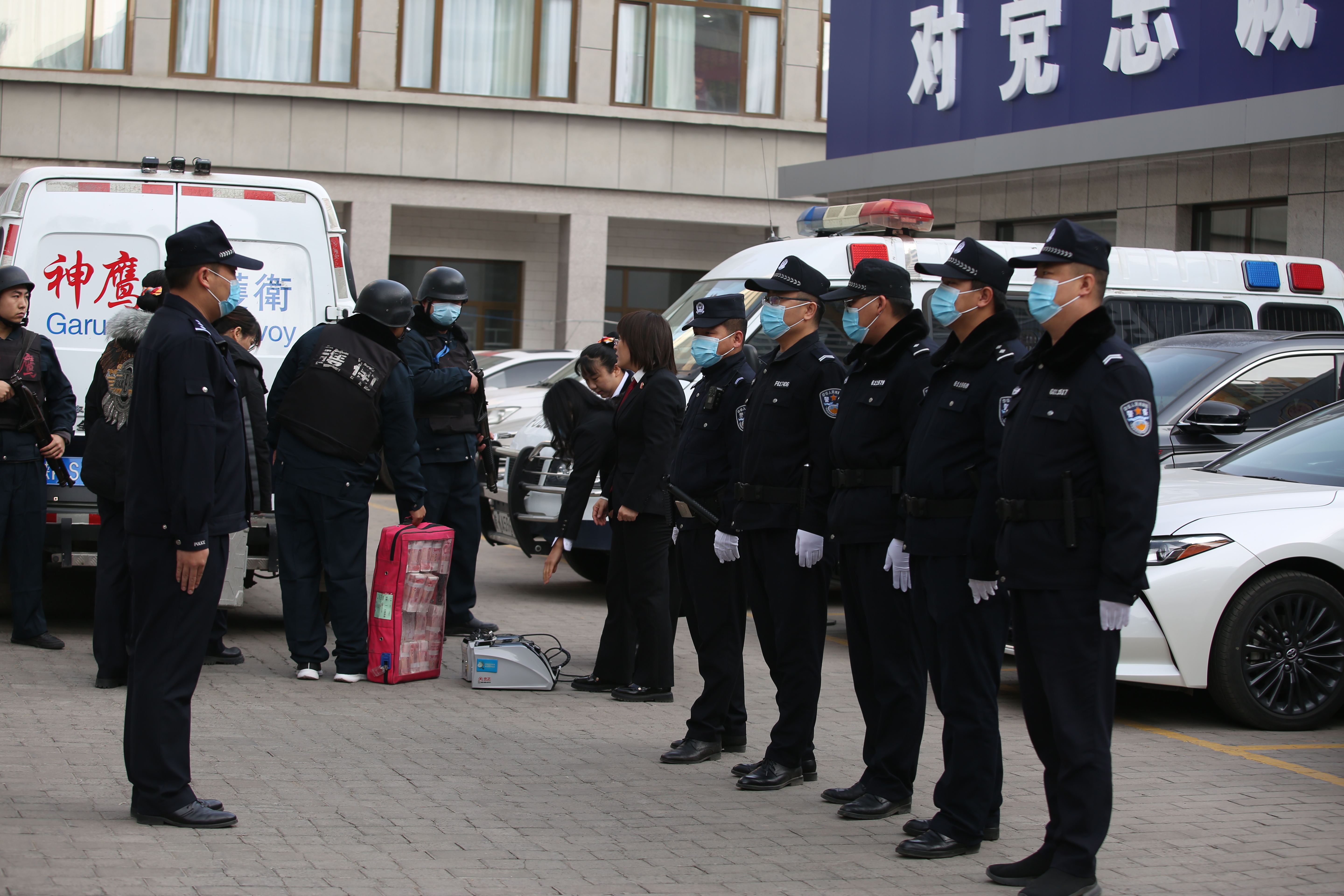 神木市法院集中发放执行案款3600余万元，单笔最高金额达1310万元